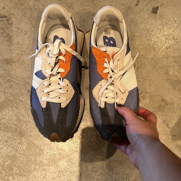NEW BALANCE 327 - Picture 3 of 7